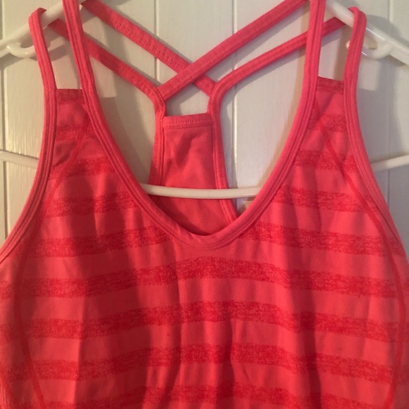 Pink Zella tank top with built-in bra. Size small. - Picture 2 of 4